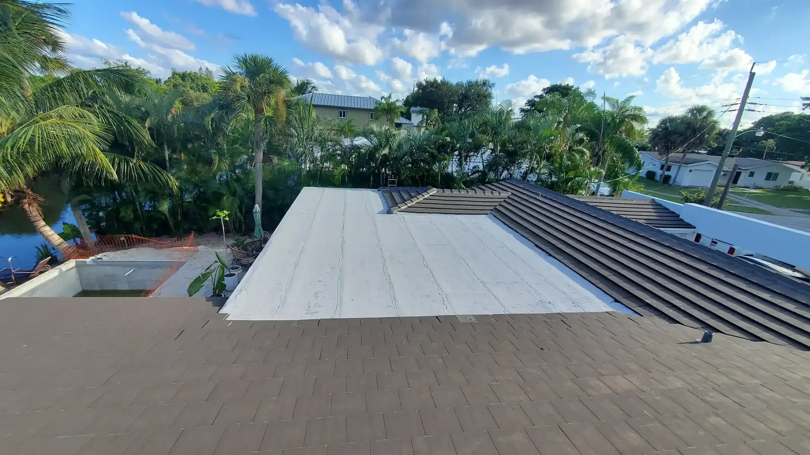 Hot Asphalt Flat Roofs